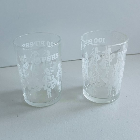 Seagrams 100 Pipers Vintage Shot Glasses 2.5" H Set of 2